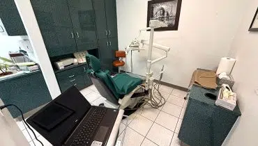 24 – 578 Santa Ana