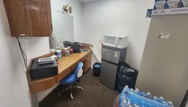 25 – 514 Lake Forest