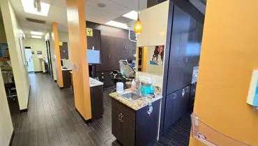 25 – 567 Tustin