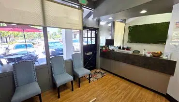 25 – 589 Laguna Hills