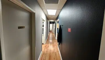 25 – 229 Santa Clarita