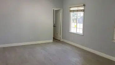 25 – 286 Huntington Park