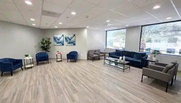 25 – 207 West Covina