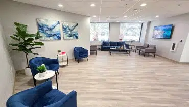 25 – 207 West Covina