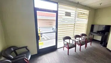 25 – 504 Santa Ana