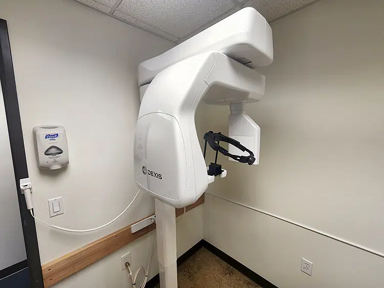 25 – 564 Huntington Beach