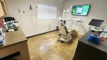 25 – 564 Huntington Beach