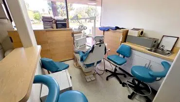25 – 556 Santa Ana