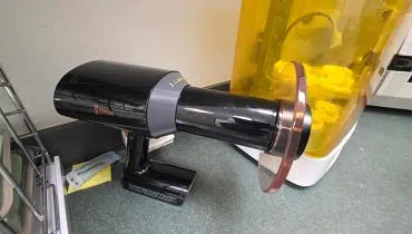 25 – 590 Lake Forest