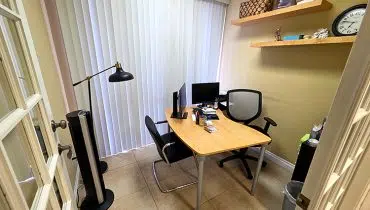 25 – 300 Riverside