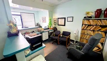 25 – 537 Santa Ana