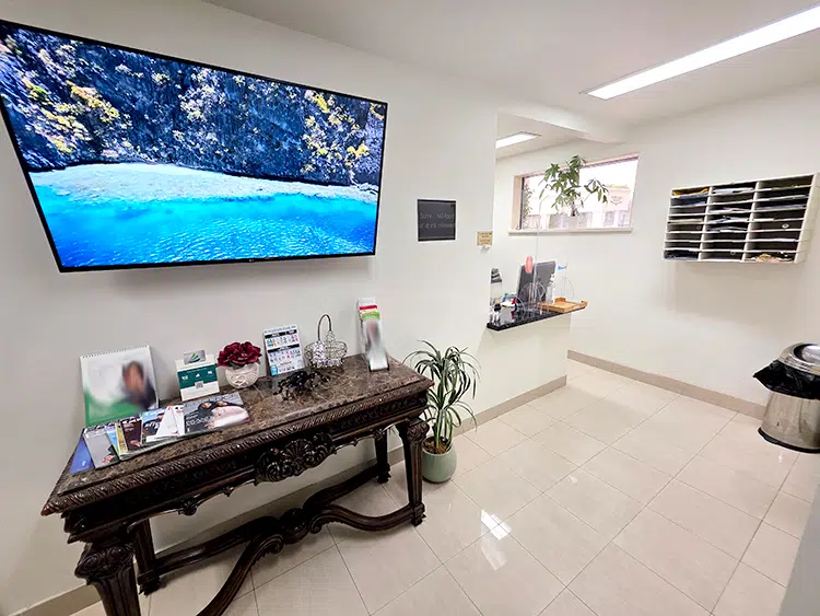 25 – 234 San Fernando