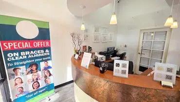 25 – 590 Lake Forest