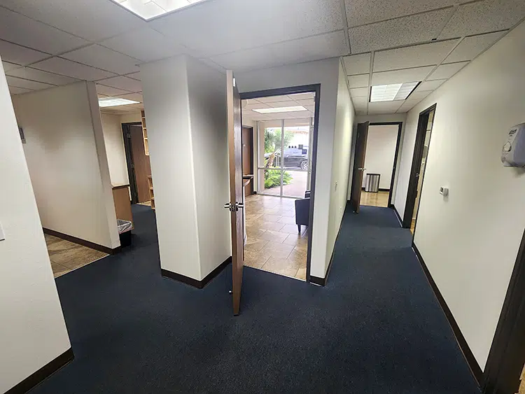 25 – 564 Huntington Beach