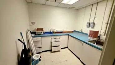 25 – 537 Santa Ana