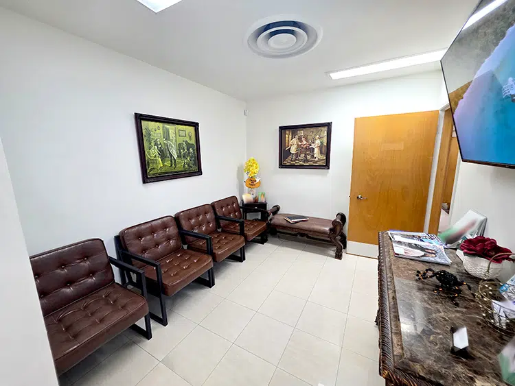 25 – 234 San Fernando