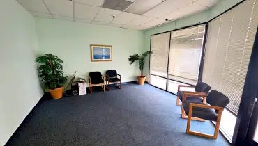 25 – 537 Santa Ana