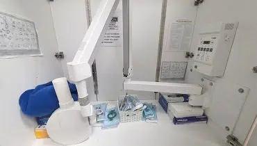 25 – 590 Lake Forest