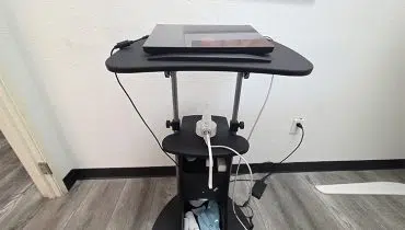 25 – 590 Lake Forest