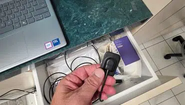 25 – 590 Lake Forest