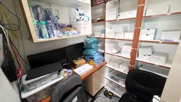 25 – 590 Lake Forest