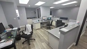 25 – 572 Santa Ana