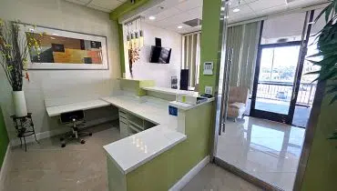 25 – 503 Garden Grove